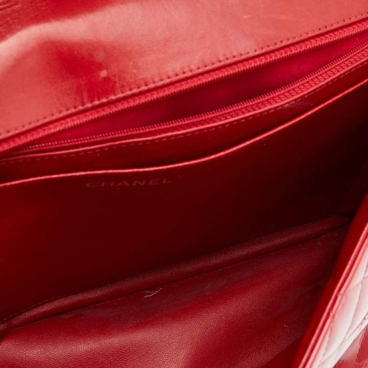 Pre Owned Chanel Red Quilted Patent Leather Maxi Classic Single Flap Bag