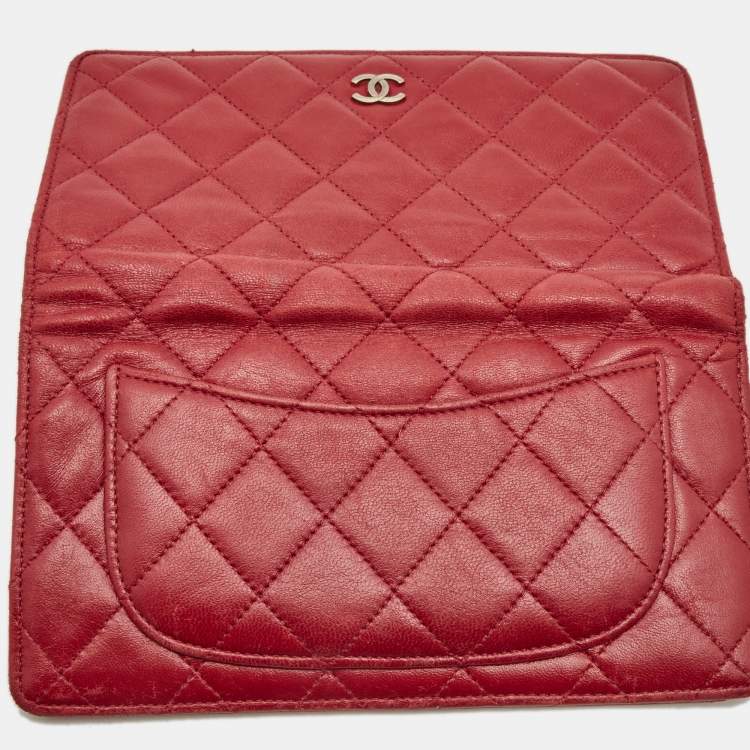 Pre Owned Chanel Red Quilted Leather CC Classic Bifold Long Wallet