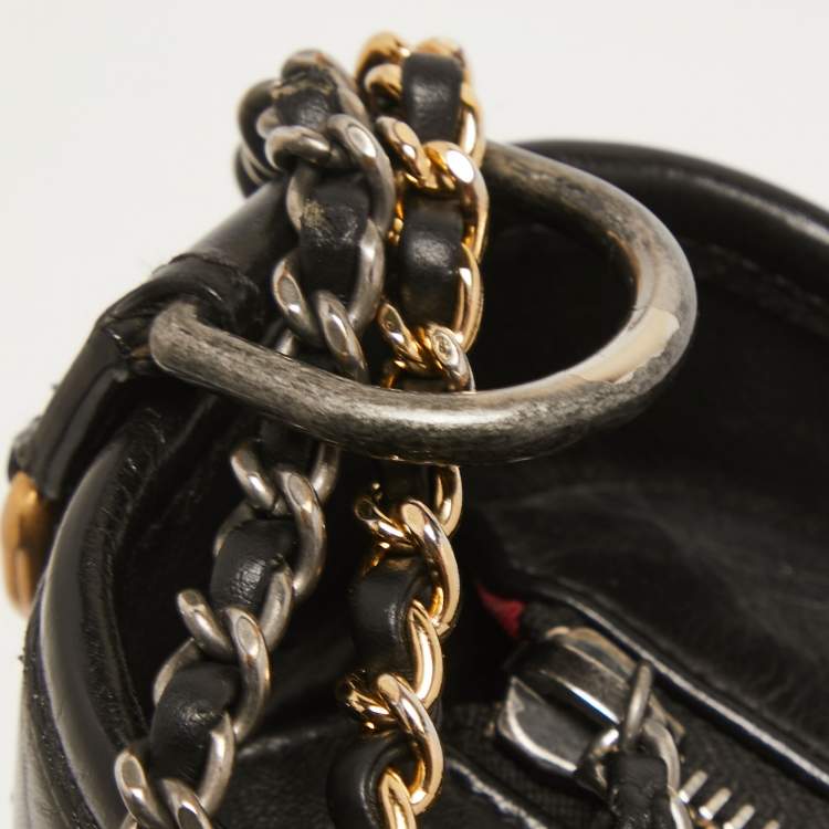 Pre Owned Chanel Black Quilted Aged Leather Medium Gabrielle Hobo