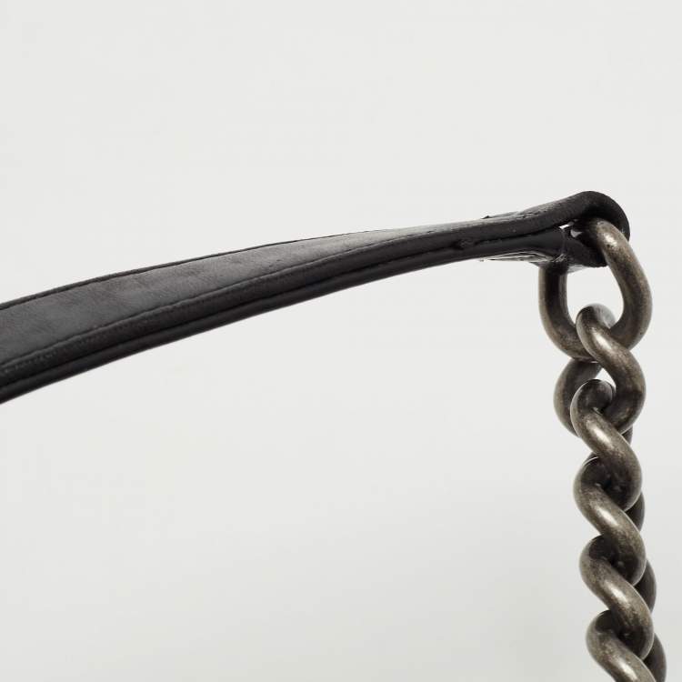 Pre Owned Chanel Black Glossy Leather New Medium Boy Bag