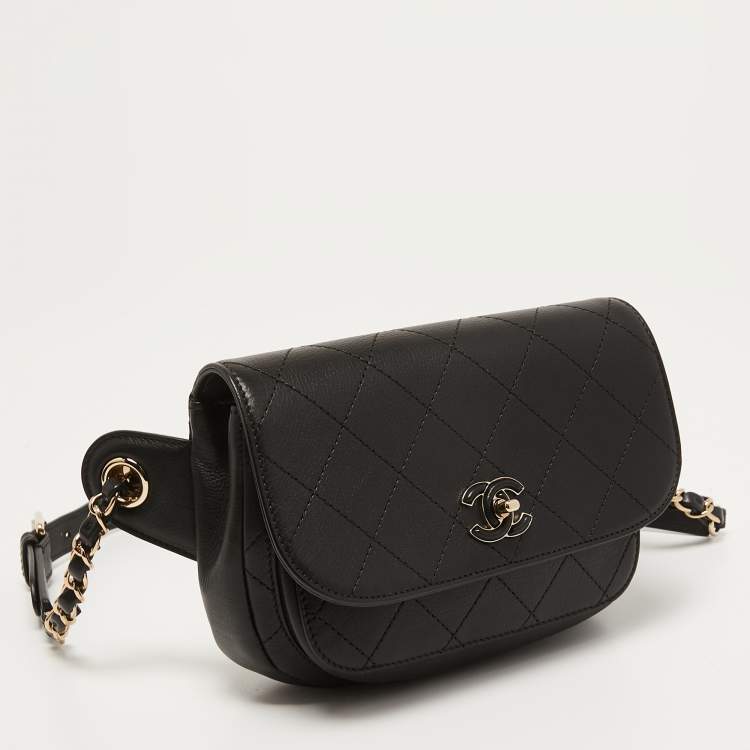 Pre Owned Chanel Black Quilted Leather CC Waist Bag