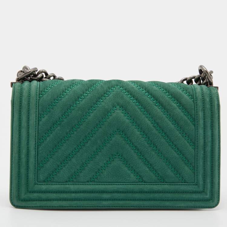 Pre Owned Chanel Green Chevron Nubuck Leather Medium Boy Flap Bag
