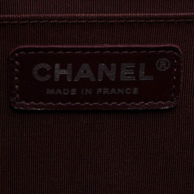 Pre Owned Chanel Green Chevron Nubuck Leather Medium Boy Flap Bag