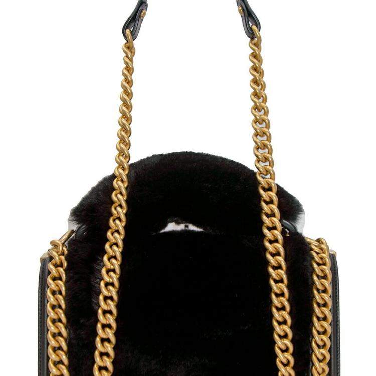 مملوكة مسبقًا Chanel Black Leather Fur Medium Boy Top Handle Flap Shoulder Bag