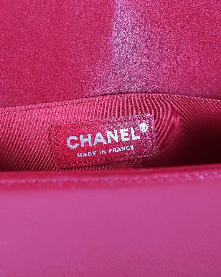 Pre Owned Chanel Black Quilted Leather With Red Trims Old Medium Boy Shoulder Bag