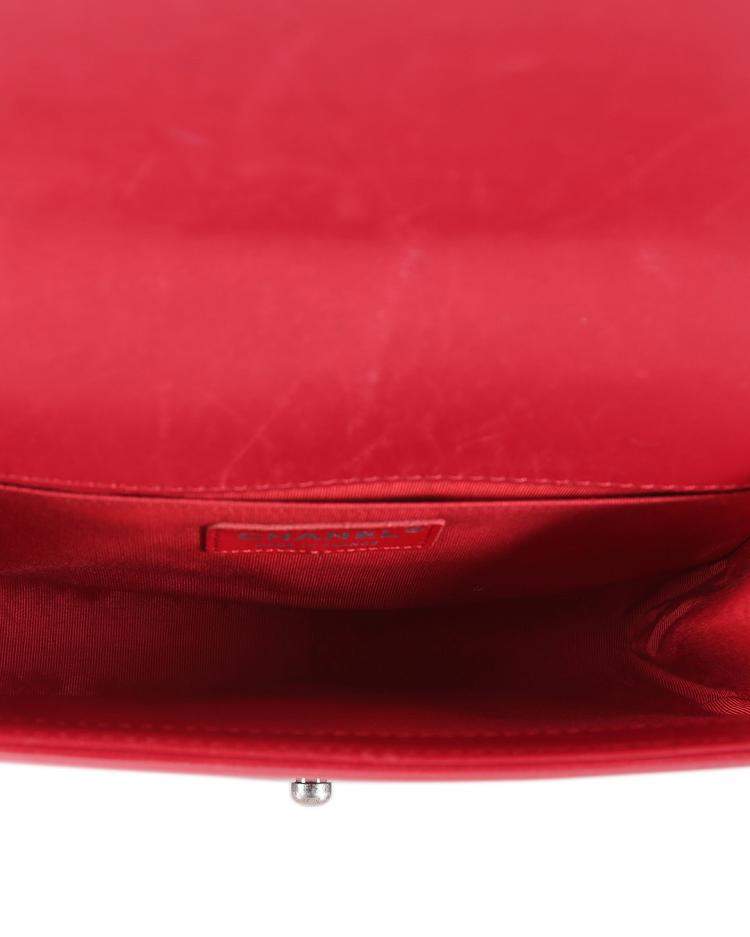 Pre Owned Chanel Black Quilted Leather With Red Trims Old Medium Boy Shoulder Bag