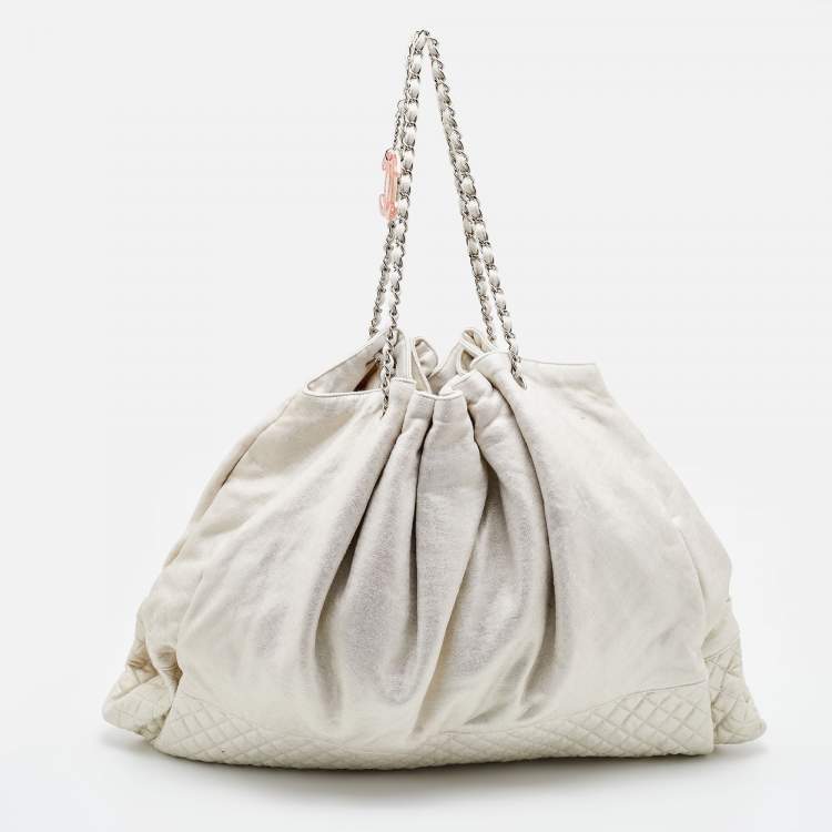 مملوكة مسبقًا Chanel Metallic Beige/Red Quilted Jersey and Leather LA Bag