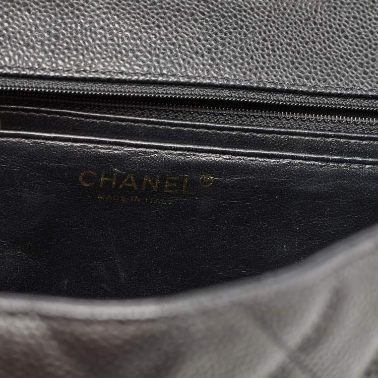 Pre Owned Chanel Black Quilted Caviar Leather Maxi Classic Single Flap Bag