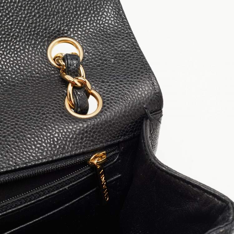 Pre Owned Chanel Black Quilted Caviar Leather Maxi Classic Single Flap Bag