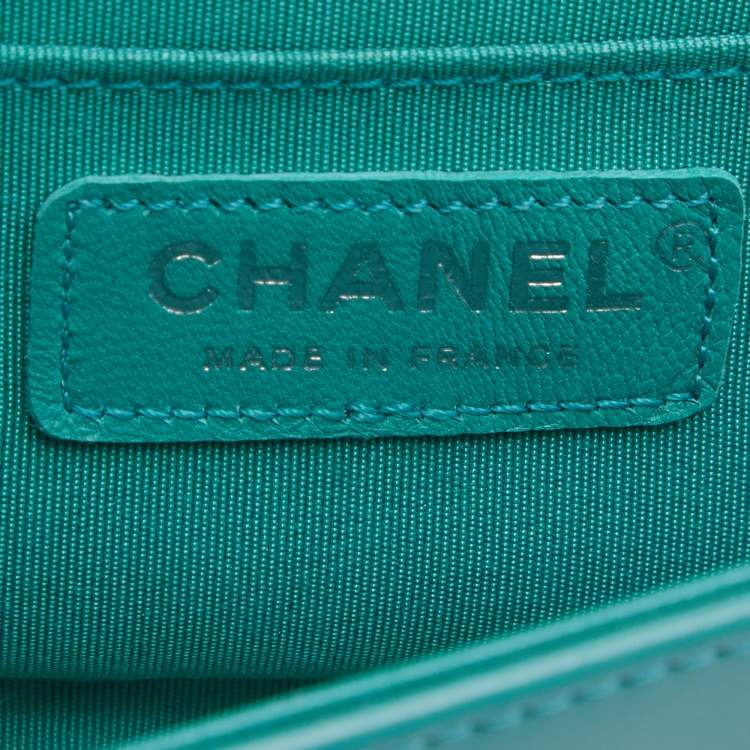 Pre Owned Chanel Green Patent Leather Small Boy Flap Bag