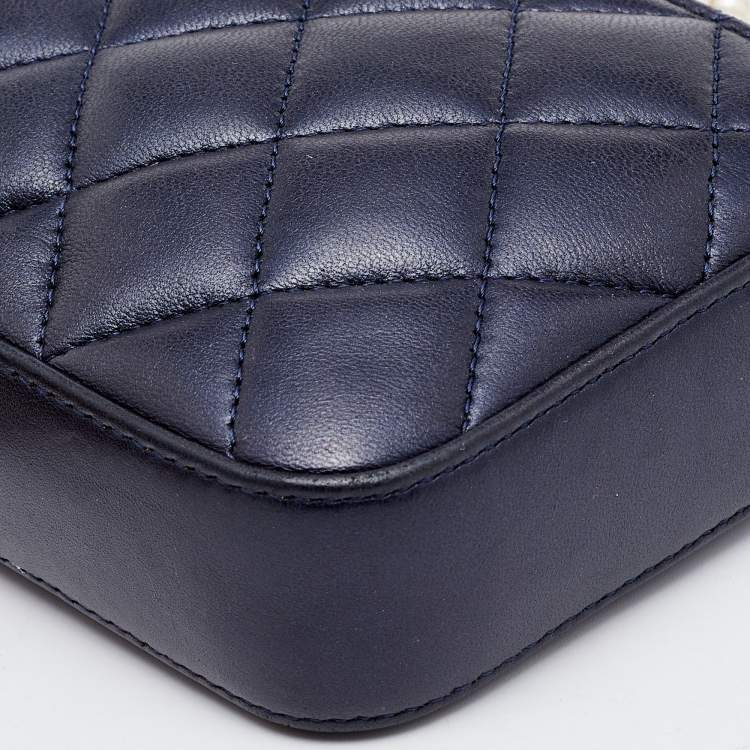 Pre Owned Chanel Blue Quilted Leather CC Double Zip Chain Clutch