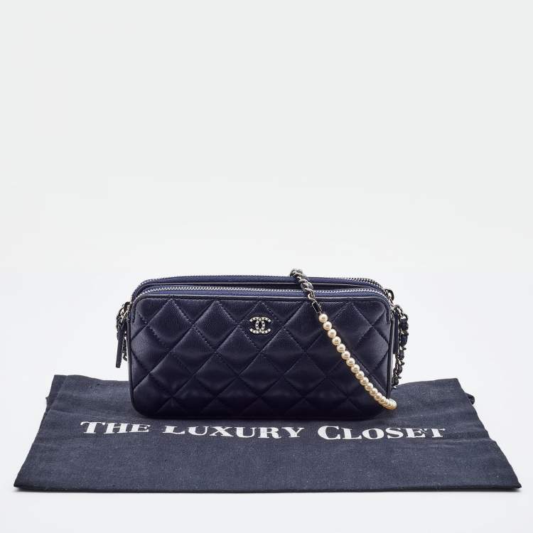 Pre Owned Chanel Blue Quilted Leather CC Double Zip Chain Clutch