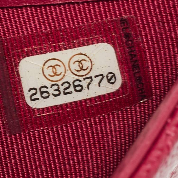 Pre Owned Chanel Red Quilted Caviar Leather Classic Trifold Wallet