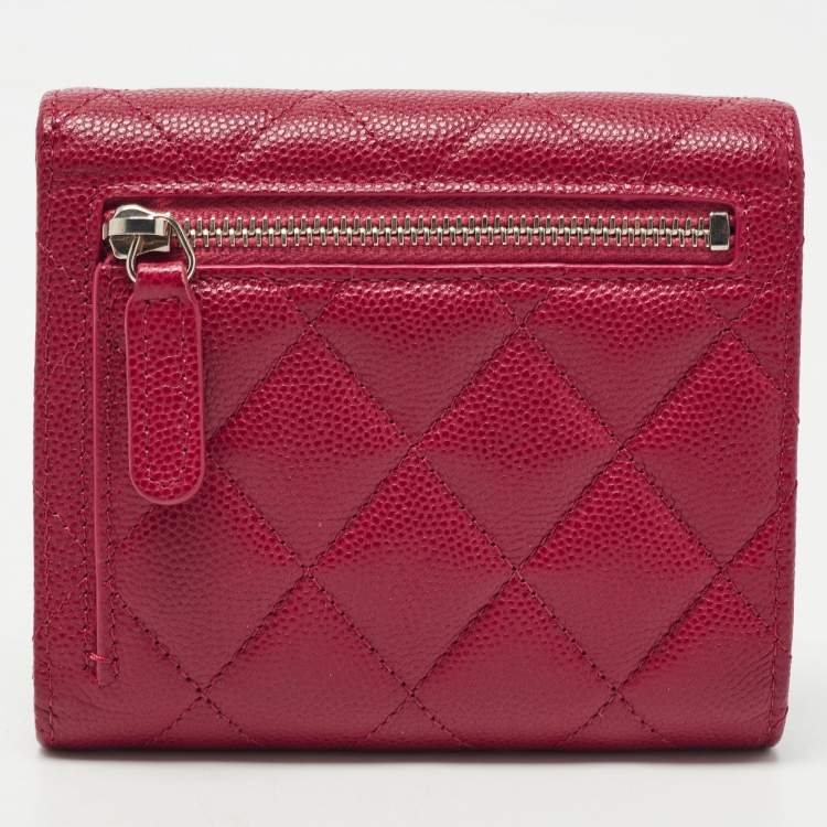 Pre Owned Chanel Red Quilted Caviar Leather Classic Trifold Wallet