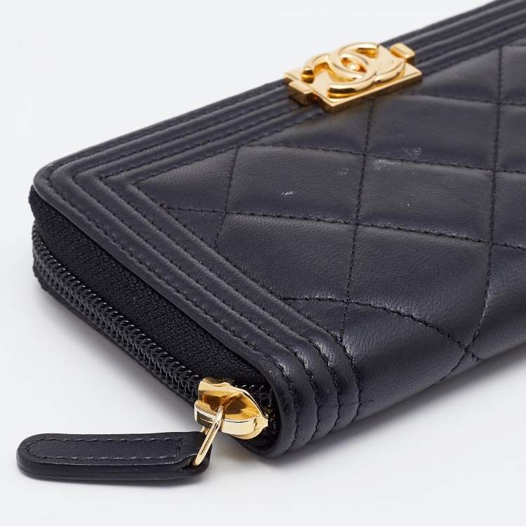 Pre Owned Chanel Black Quilted Leather Boy Zip Around Wallet