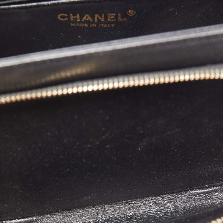 Pre Owned Chanel Black Quilted Caviar Leather Medium Business Affinity Flap Bag