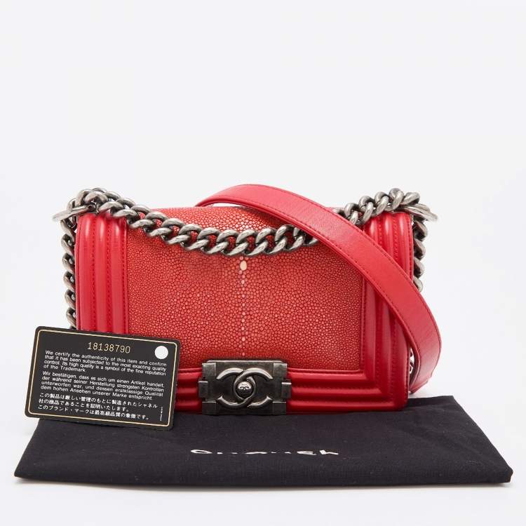 Pre Owned Chanel Red  Stingray and Leather Small Boy Flap Bag