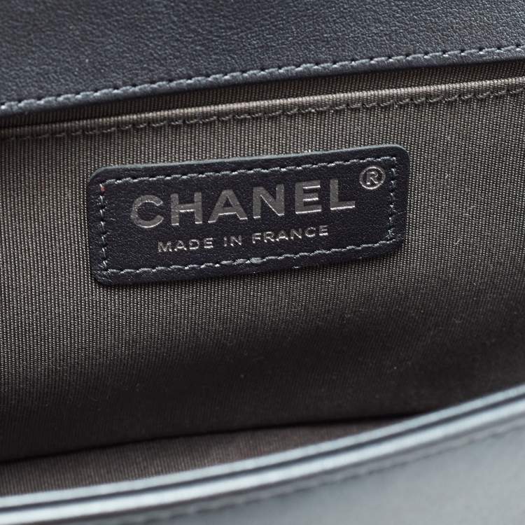 Pre Owned Chanel Metallic Quilted Embellished Leather Medium Boy Bag