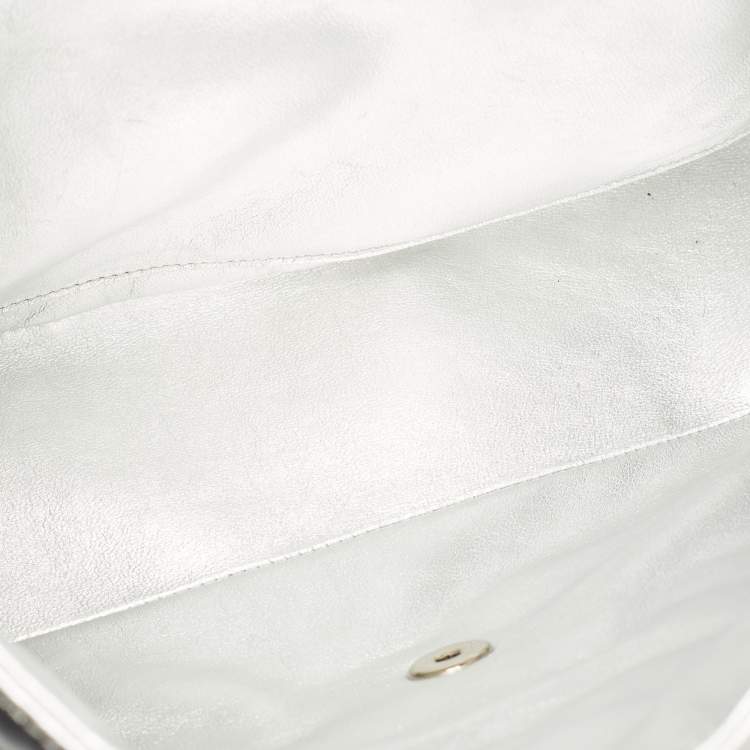 Pre Owned Chanel Silver Quilted Leather Maxi Classic Single Flap Bag