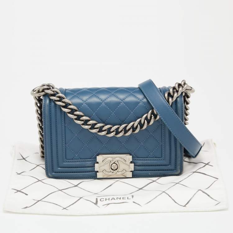 Pre Owned Chanel Blue Quilted Leather Small Boy Flap Bag