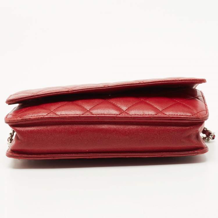 Pre Owned Chanel Red Quilted Leather Classic Wallet on Chain