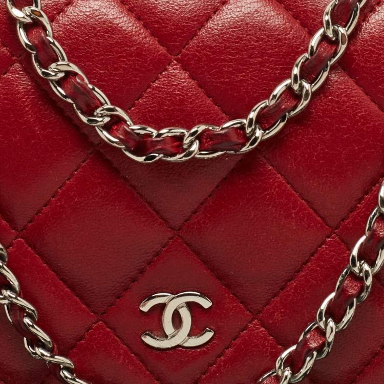 Pre Owned Chanel Red Quilted Leather Classic Wallet on Chain