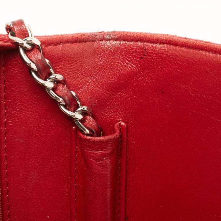 Pre Owned Chanel Red Quilted Leather Classic Wallet on Chain