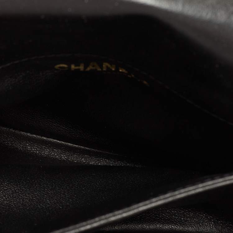 Pre Owned Chanel Black Quilted Leather Knock On Wood Top Handle Bag