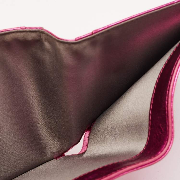 Pre Owned Chanel Metallic Pink Leather Ribbon Embossed Trifold Wallet