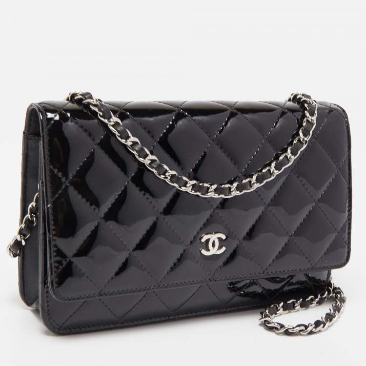 Pre Owned Chanel Black Quilted Patent Leather Classic Wallet on Chain