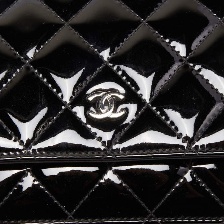 Pre Owned Chanel Black Quilted Patent Leather Classic Wallet on Chain