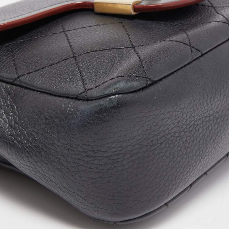 Pre Owned Chanel Black Quilted Leather Archi Chic Flap Bag