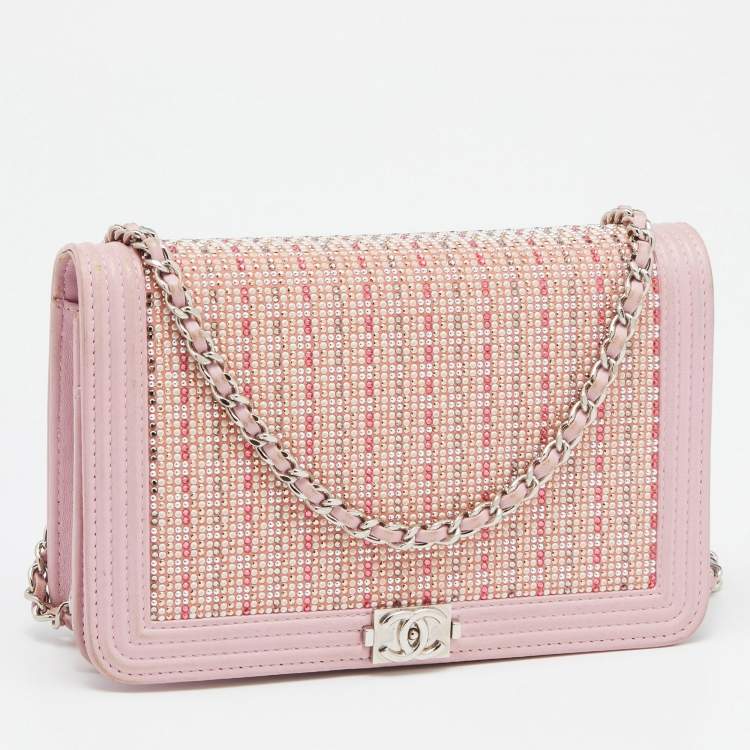 مملوكة مسبقًا Chanel Light Pink Leather Crystals Embellished Boy Wallet On Chain