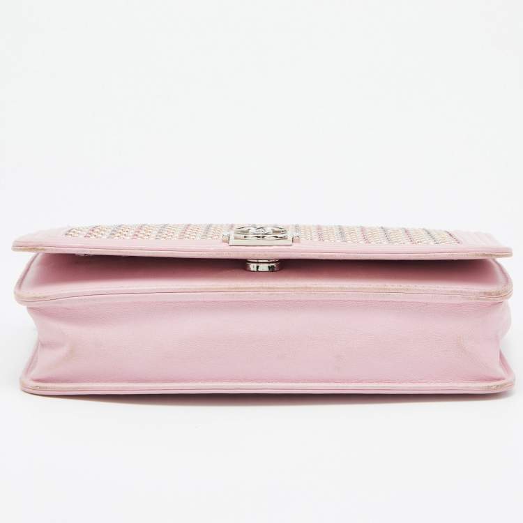 مملوكة مسبقًا Chanel Light Pink Leather Crystals Embellished Boy Wallet On Chain