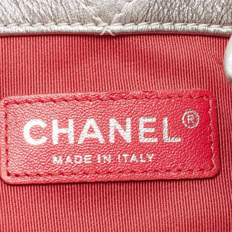 مملوكة مسبقًا Chanel Silver Quilted Leather Small Gabrielle Backpack