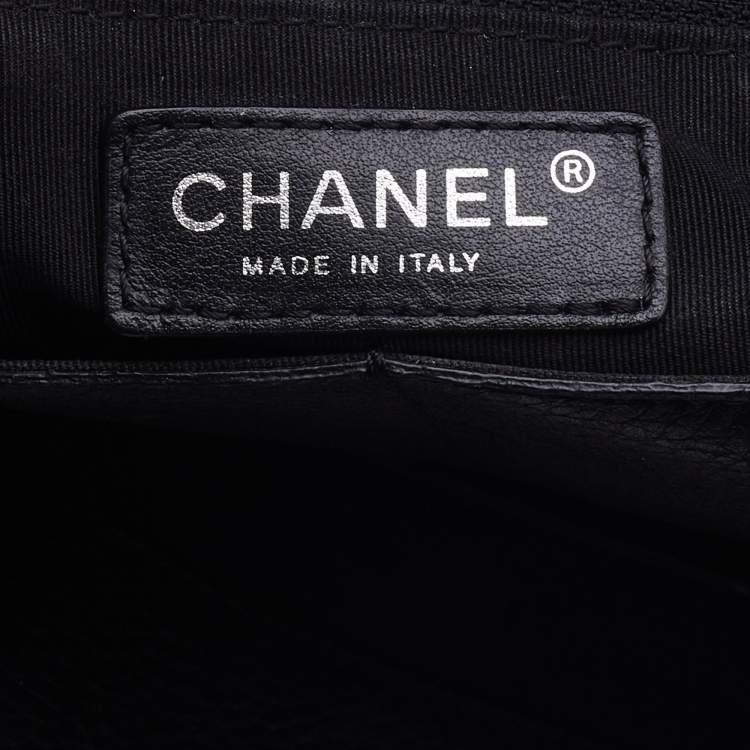 Pre Owned Chanel Black Quilted Leather Medium CC Shopper Tote