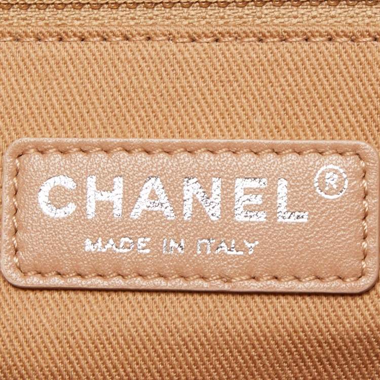 Pre Owned Chanel Beige Canvas Medium Deauville Tote