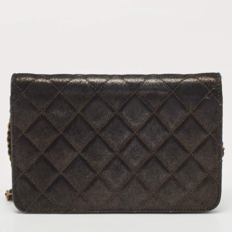 مملوكة مسبقًا Chanel Black Quilted Iridescent Leather Edimbourgh WOC Clutch Bag