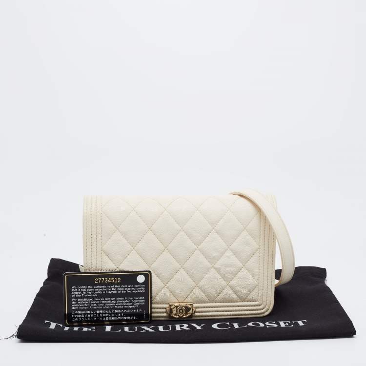 Pre Owned Chanel White Quilted Leather Boy WOC Bag