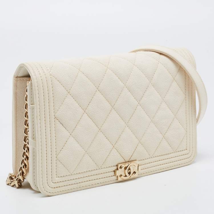 Pre Owned Chanel White Quilted Leather Boy WOC Bag