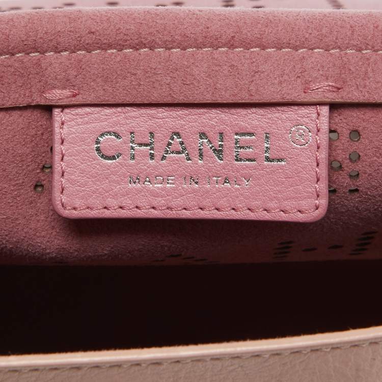 Pre Owned Chanel Light Pink Leather Perforated Logo Flap Bag