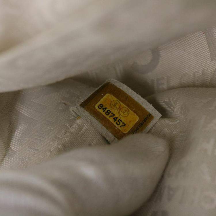 Pre Owned Chanel Grey Tweed Classic Flap  bag