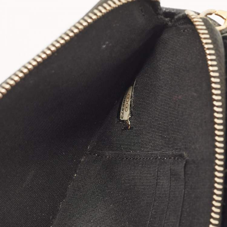 Pre Owned Chanel Black Quilted Leather Boy Zip Around Wallet On Chain