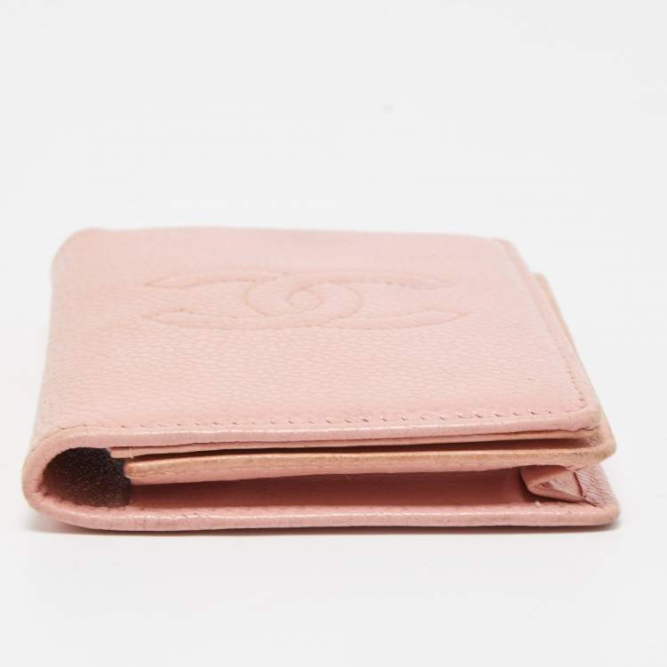 Pre Owned Chanel Light Pink Caviar Leather CC Bifold Card Case