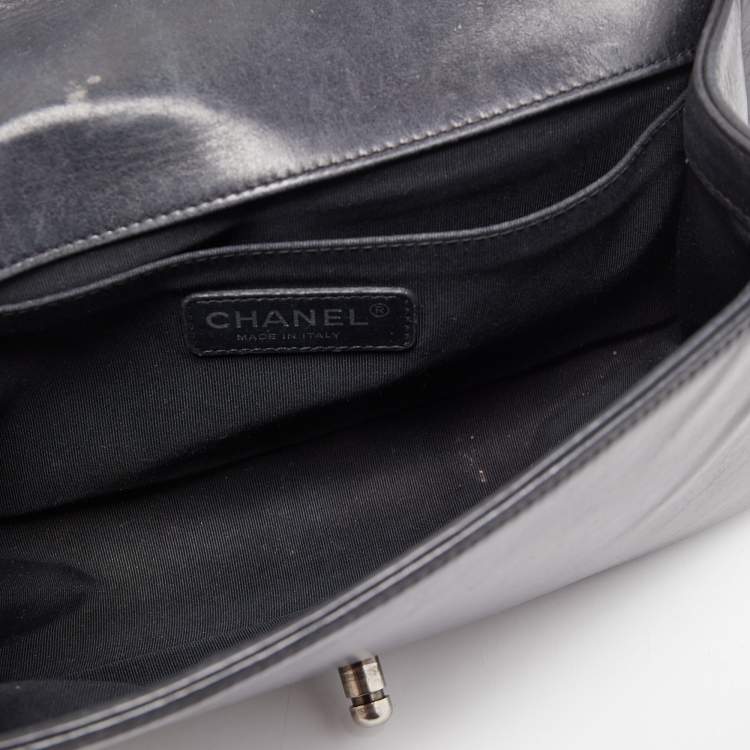 Pre Owned Chanel Navy Blue Quilted Wild Stitched Leather Medium Boy Bag