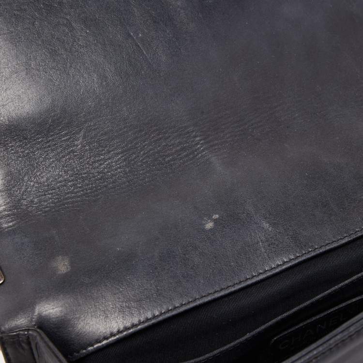 Pre Owned Chanel Navy Blue Quilted Wild Stitched Leather Medium Boy Bag