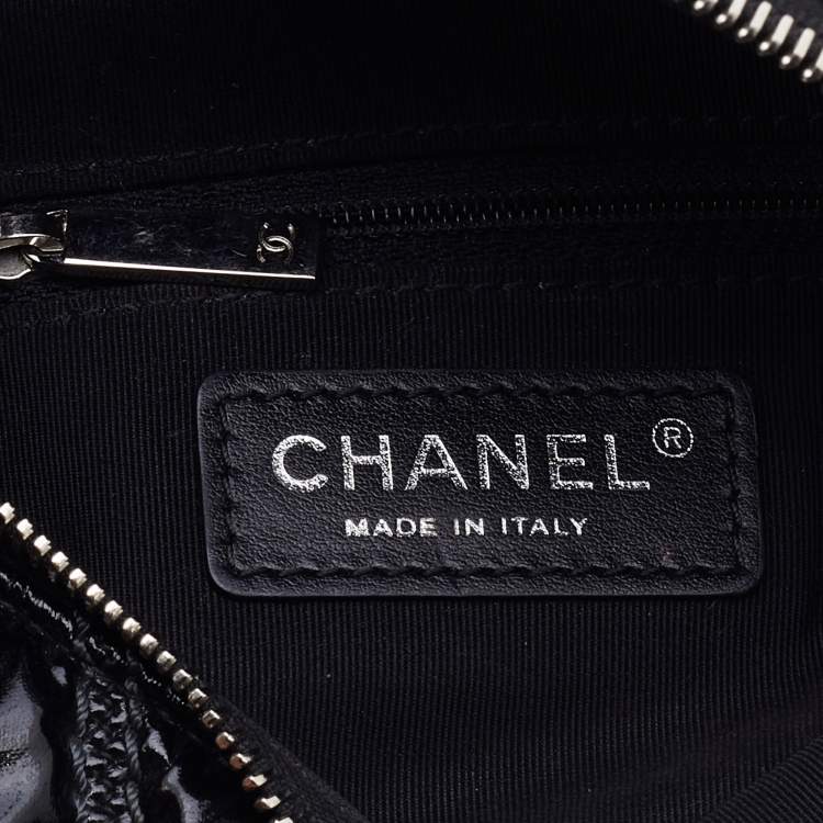 Pre Owned Chanel Black Chevron Patent and Leather Space Belt Bag