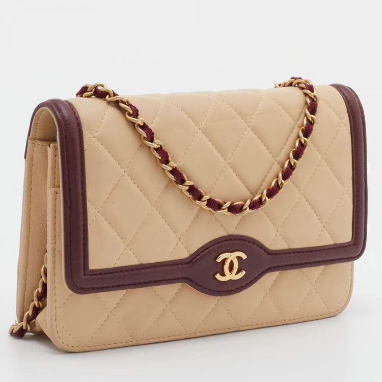 Pre Owned Chanel Beige/Burgundy Quilted Leather Classic Wallet on Chain