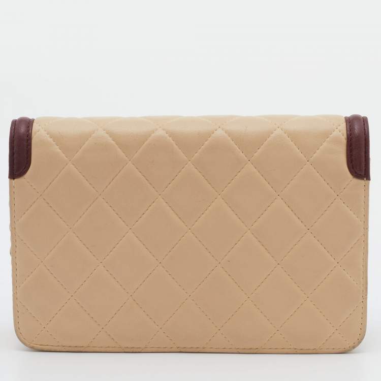 Pre Owned Chanel Beige/Burgundy Quilted Leather Classic Wallet on Chain