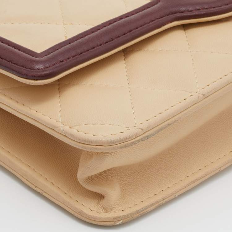 Pre Owned Chanel Beige/Burgundy Quilted Leather Classic Wallet on Chain